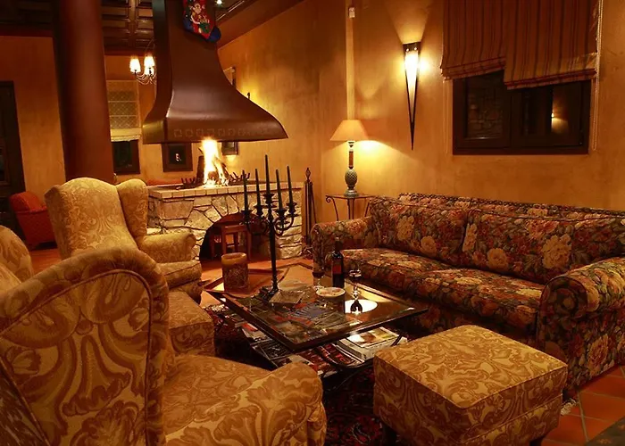 Virginia 3* Voutiron