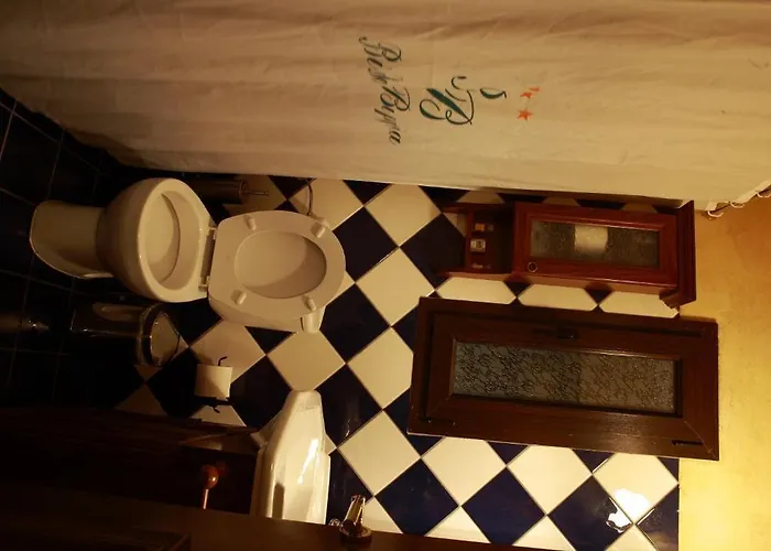 Virginia Hotel Voutiron